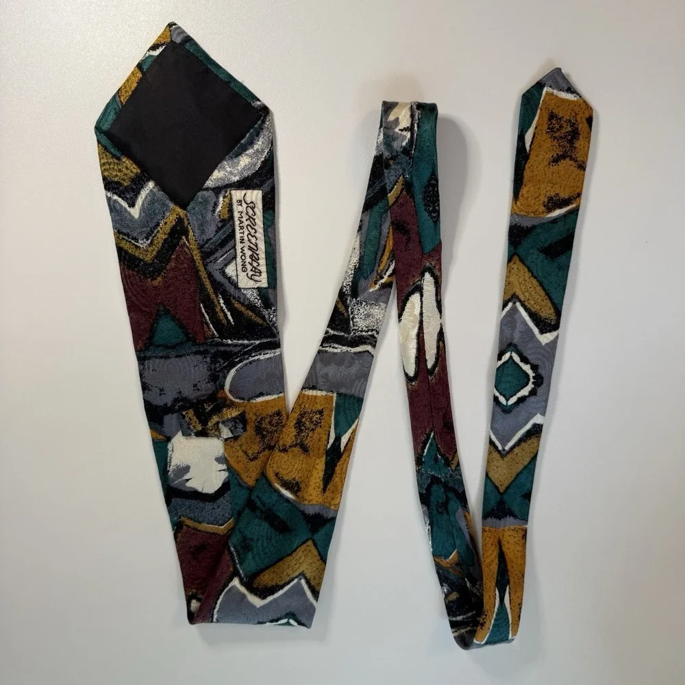 Vtg Screenplay by Martin Wong Mens Tie 100% Silk USA‎ Art Deco 56